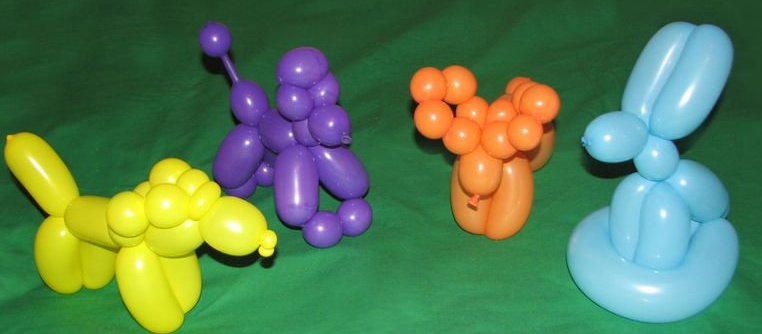 Маючи в своєму арсеналі упаковку кольорових кульок ковбаскою, можна зробити своїми руками будь-яку фігурку, починаючи від квітів, тварин, букв до цілих майстерень споруд у вигляді великих машин, велосипедів, фігур людини