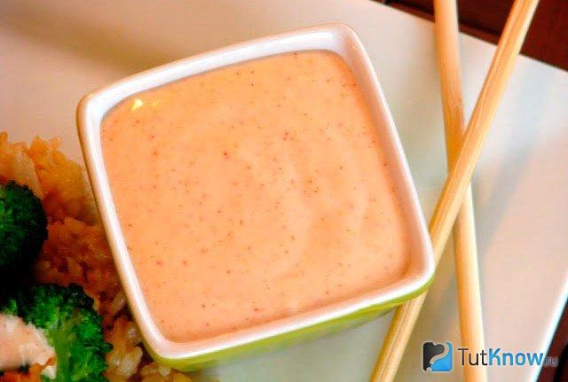 Якщо ви не будете відразу подавати японський соус, то можете зберігати його в холодильнику терміном до місяця