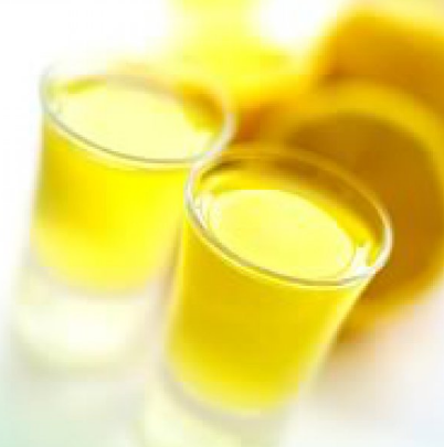 лимони - 10 штук;   самогон 40 ° - 1 літр;   цукор - 0,5 кг;   вода - 400 мл
